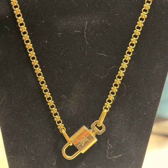 Louis Vuitton Jewelry - Authentic Louis Vuitton Lock and Key Necklace